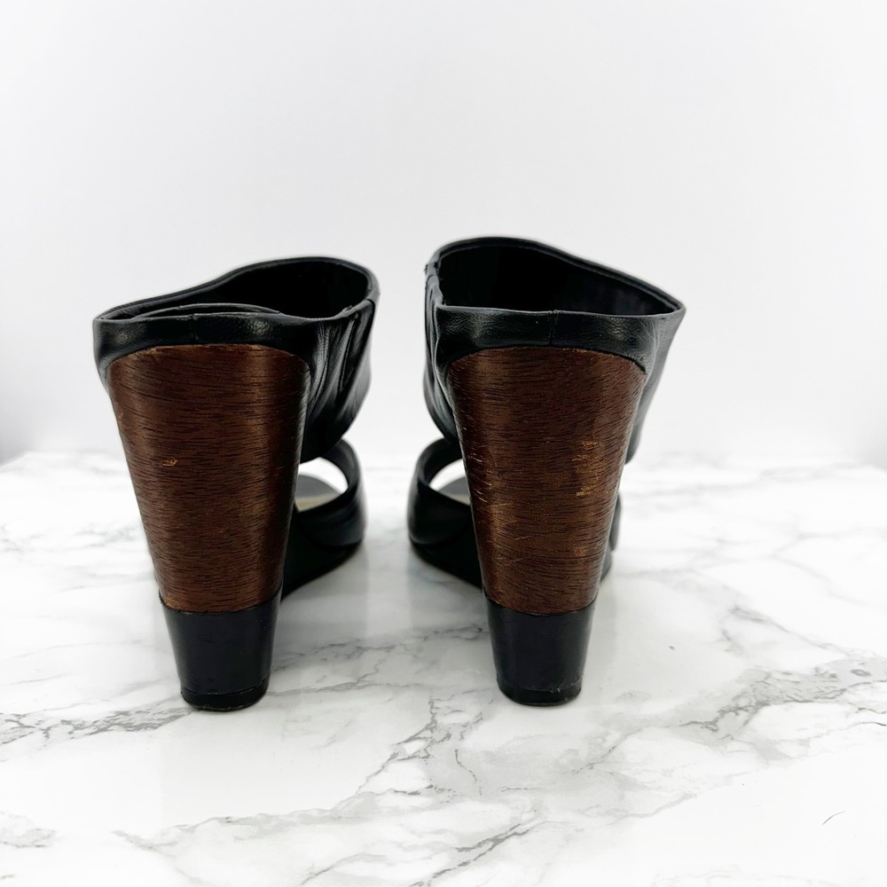 Vince Camuto Black Leather Wood Wedge Peep Toe Slides Sandals‎ Womens Size 7M - Picture 3 of 7